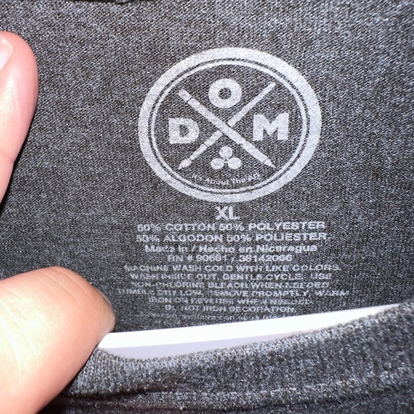 Bundle of XL shirts - Picture 5 of 5